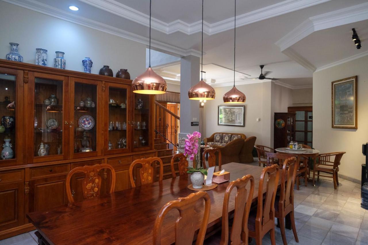 Sareh Villa By The Lavana Semarang Exterior photo